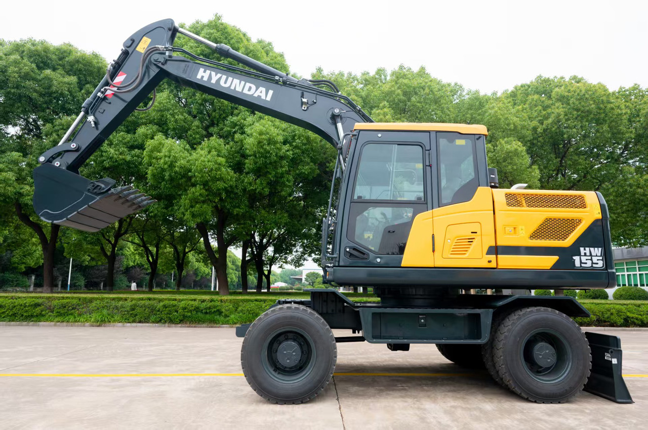HYUNDAI HW155 - Kolesové rýpadlo: obrázok 4 HYUNDAI HW155 - Kolesové rýpadlo: obrázok 4