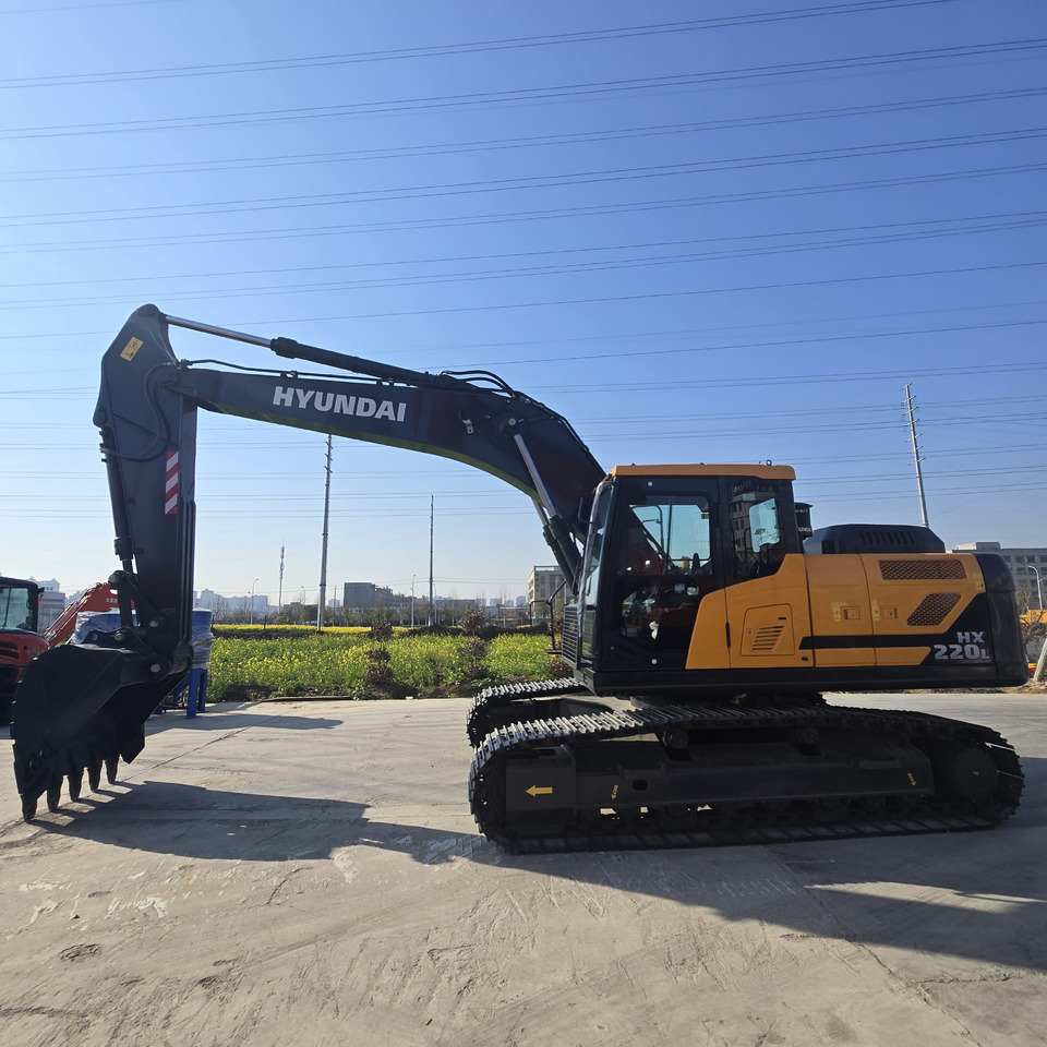 HYUNDAI HX220L - Pásové rýpadlo: obrázok 1 HYUNDAI HX220L - Pásové rýpadlo: obrázok 1