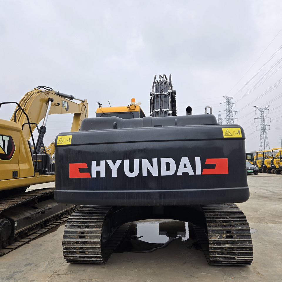 HYUNDAI R220LC-9S - Pásové rýpadlo: obrázok 3 HYUNDAI R220LC-9S - Pásové rýpadlo: obrázok 3