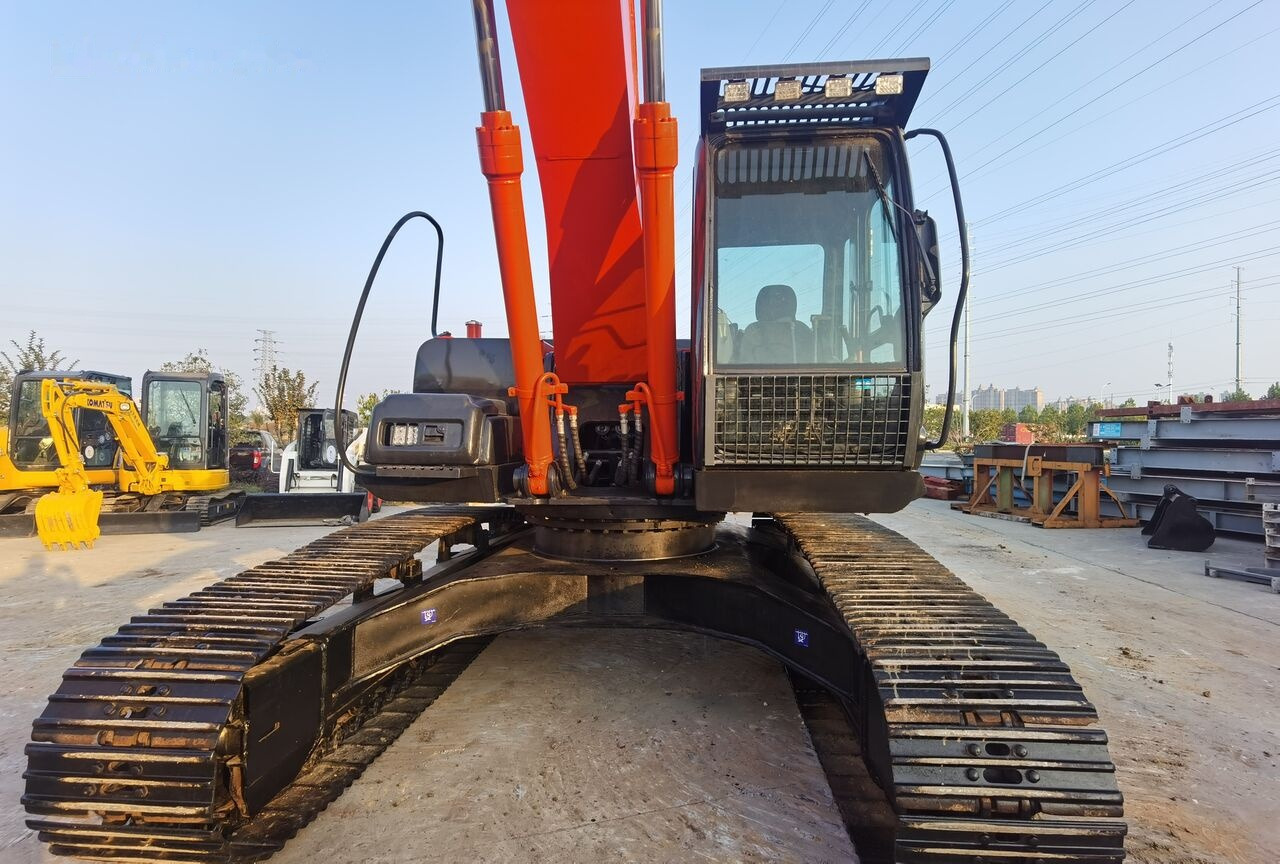 Hitachi ZX240 - Pásové rýpadlo: obrázok 2 Hitachi ZX240 - Pásové rýpadlo: obrázok 2