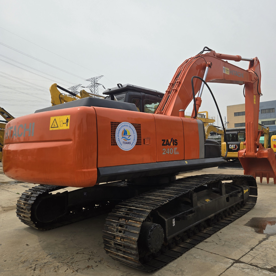 Hitachi ZX240 - Pásové rýpadlo: obrázok 5 Hitachi ZX240 - Pásové rýpadlo: obrázok 5