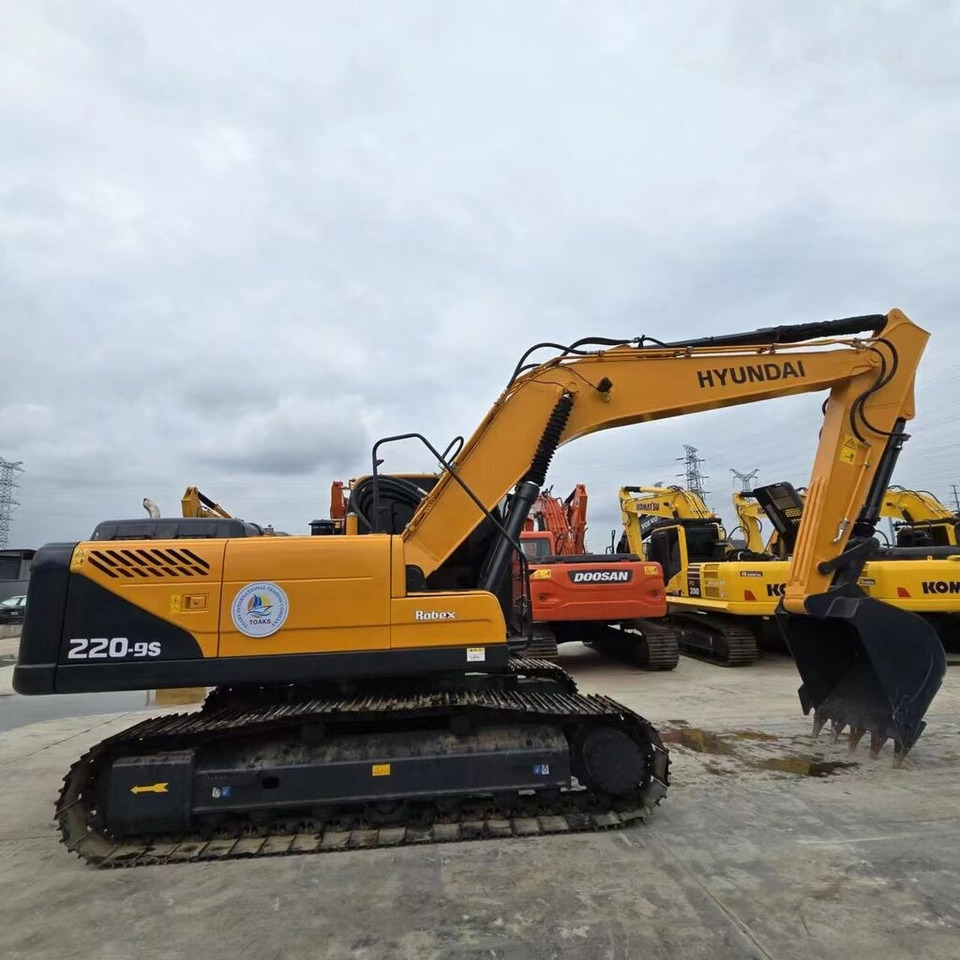 Hyundai R220LC-9s - Pásové rýpadlo: obrázok 2 Hyundai R220LC-9s - Pásové rýpadlo: obrázok 2
