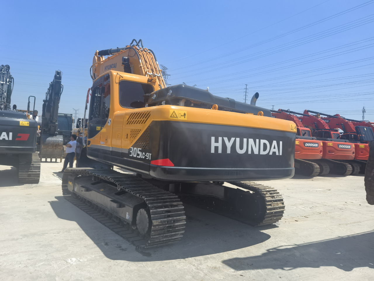 Hyundai R305LC-9T - Pásové rýpadlo: obrázok 2 Hyundai R305LC-9T - Pásové rýpadlo: obrázok 2