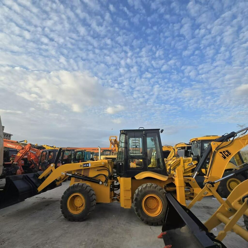JCB 3CX - Rýpadlo-nakladač: obrázok 5 JCB 3CX - Rýpadlo-nakladač: obrázok 5
