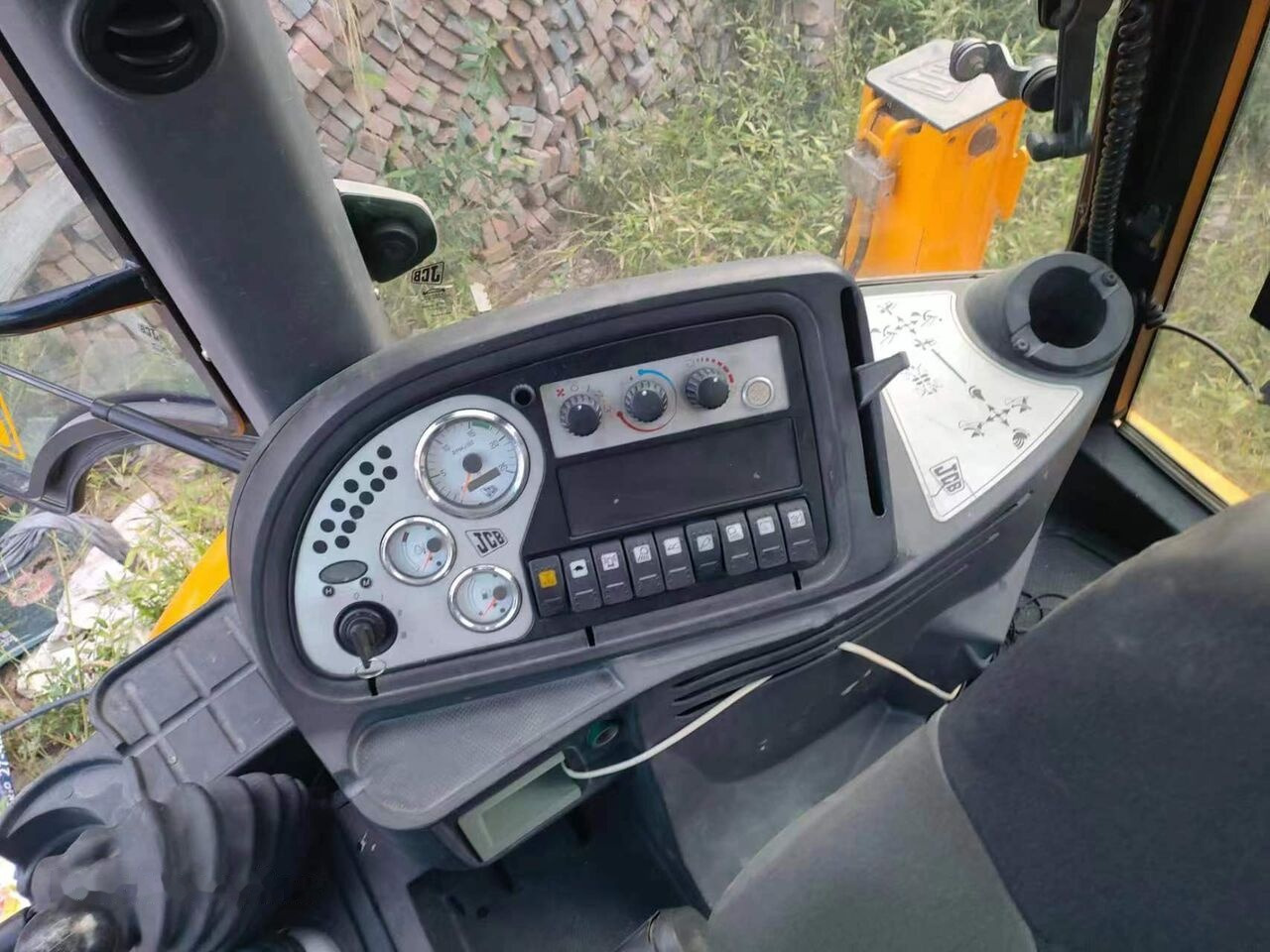 JCB 3CX - Rýpadlo-nakladač: obrázok 4 JCB 3CX - Rýpadlo-nakladač: obrázok 4