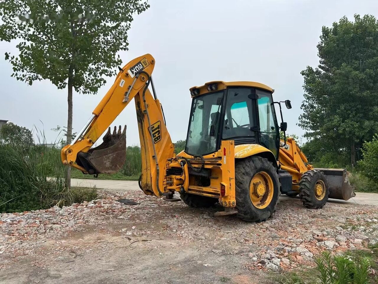 JCB 3CX - Rýpadlo-nakladač: obrázok 1 JCB 3CX - Rýpadlo-nakladač: obrázok 1
