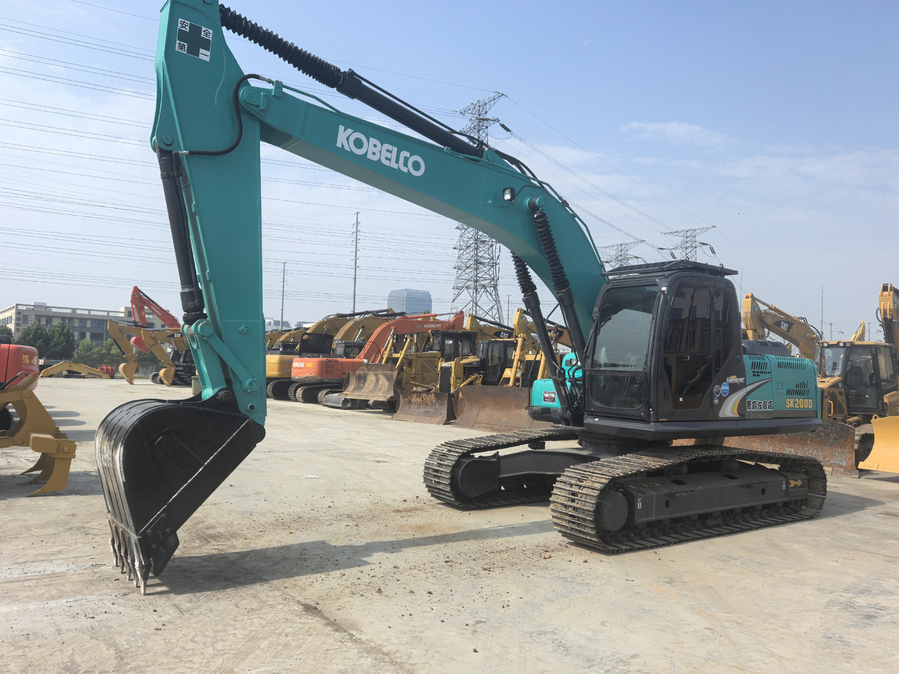 Pásové rýpadlo KOBELCO SK200: obrázok 6