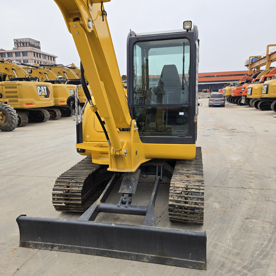 KOMATSU PC56-7 - Mini rýpadlo: obrázok 5 KOMATSU PC56-7 - Mini rýpadlo: obrázok 5