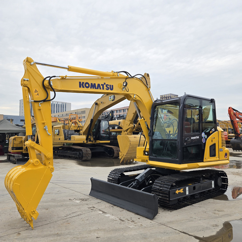 KOMATSU PC70-8 - Mini rýpadlo: obrázok 5 KOMATSU PC70-8 - Mini rýpadlo: obrázok 5