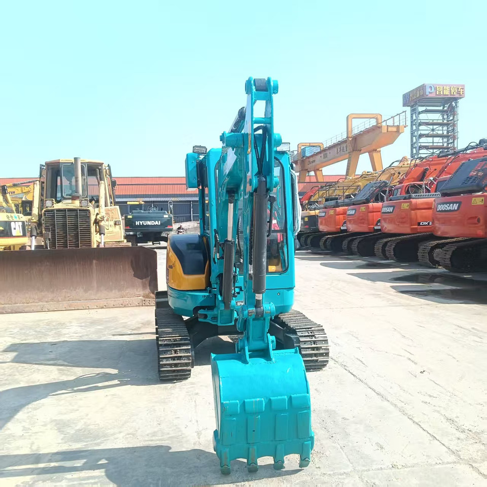 KUBOTA U35 - Mini rýpadlo: obrázok 3 KUBOTA U35 - Mini rýpadlo: obrázok 3