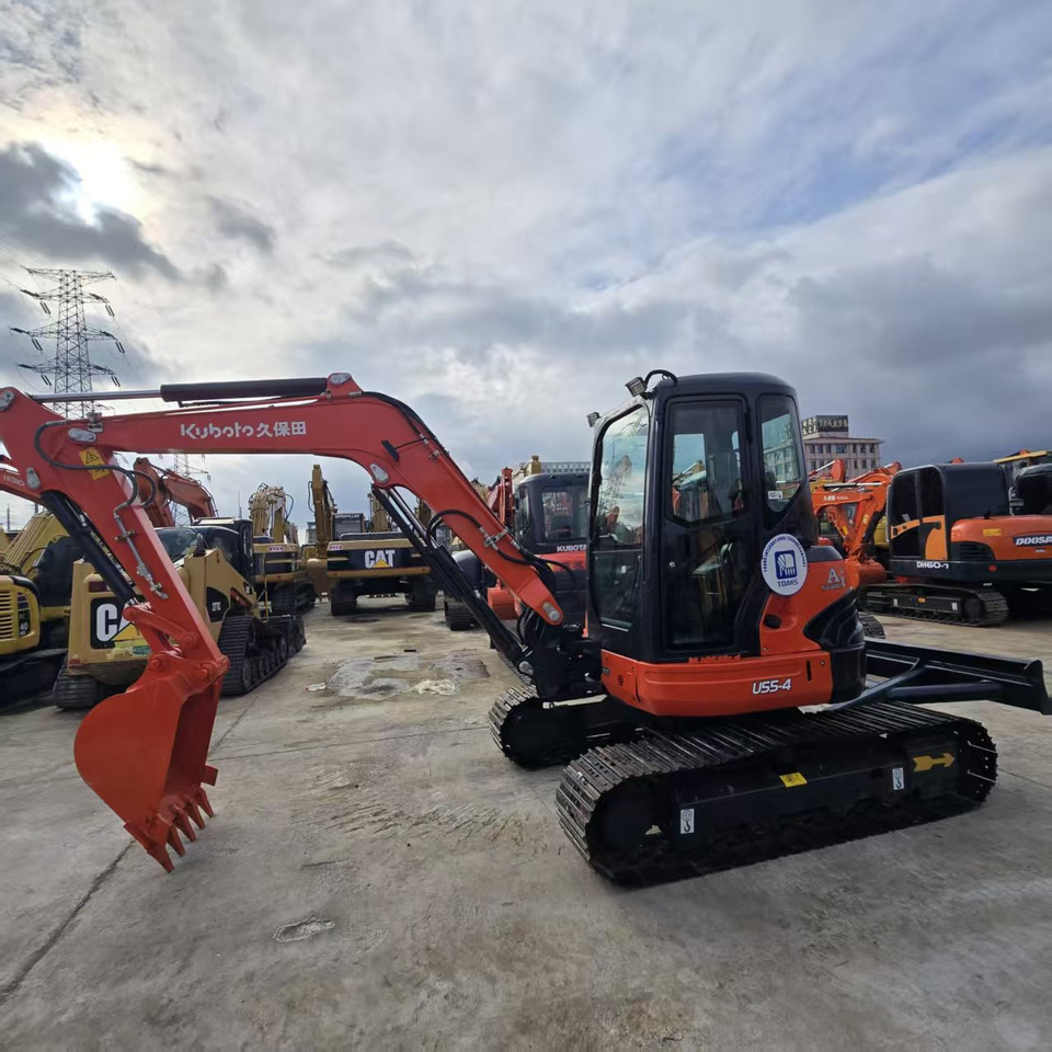 KUBOTA U55-4 - Mini rýpadlo: obrázok 1 KUBOTA U55-4 - Mini rýpadlo: obrázok 1