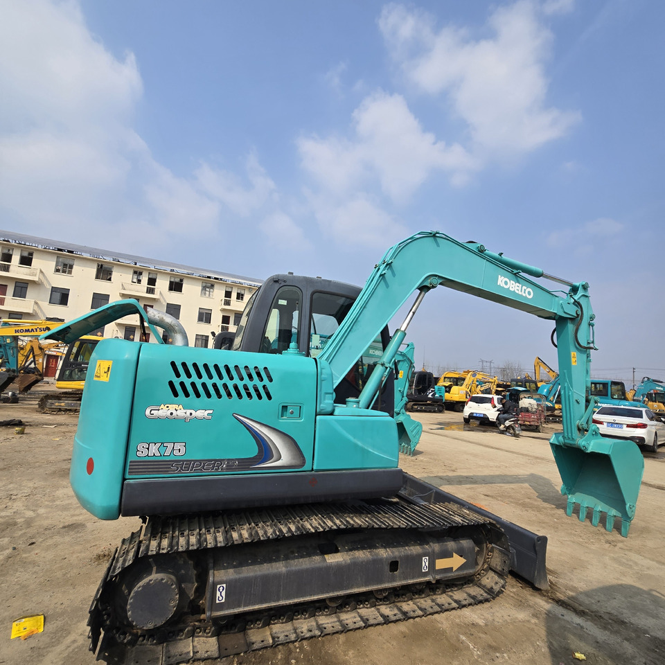 Kobelco SK75-8 - Mini rýpadlo: obrázok 1 Kobelco SK75-8 - Mini rýpadlo: obrázok 1