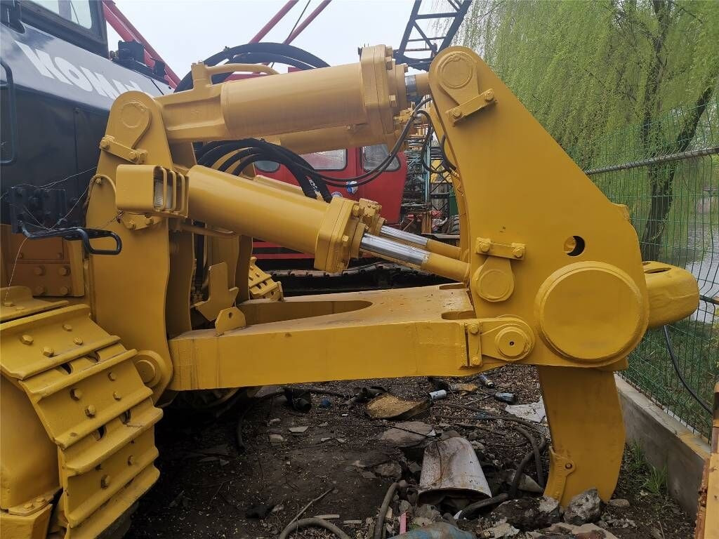 Komatsu D155A-2 - Buldozér: obrázok 3 Komatsu D155A-2 - Buldozér: obrázok 3