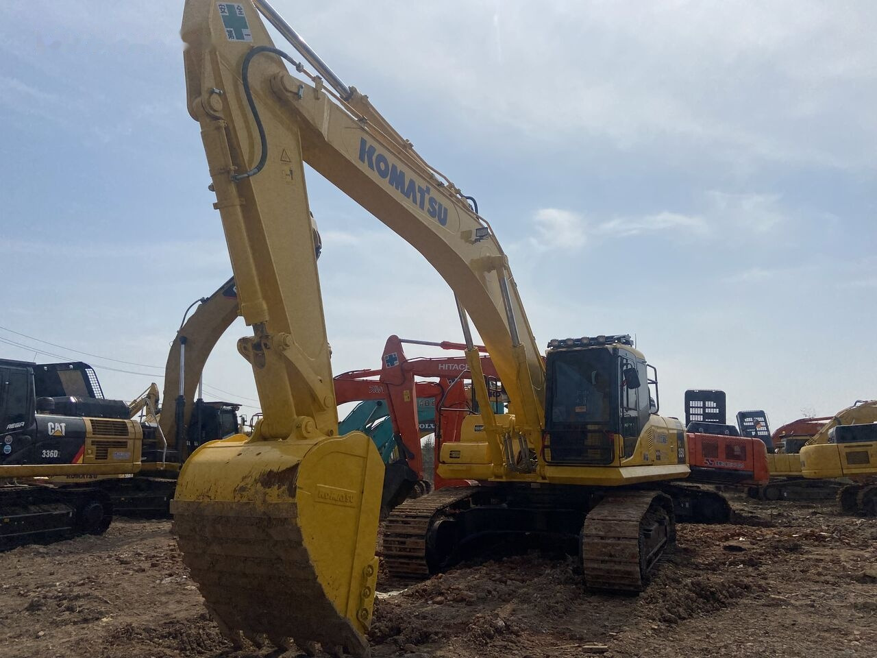Komatsu PC350 - Pásové rýpadlo: obrázok 1 Komatsu PC350 - Pásové rýpadlo: obrázok 1