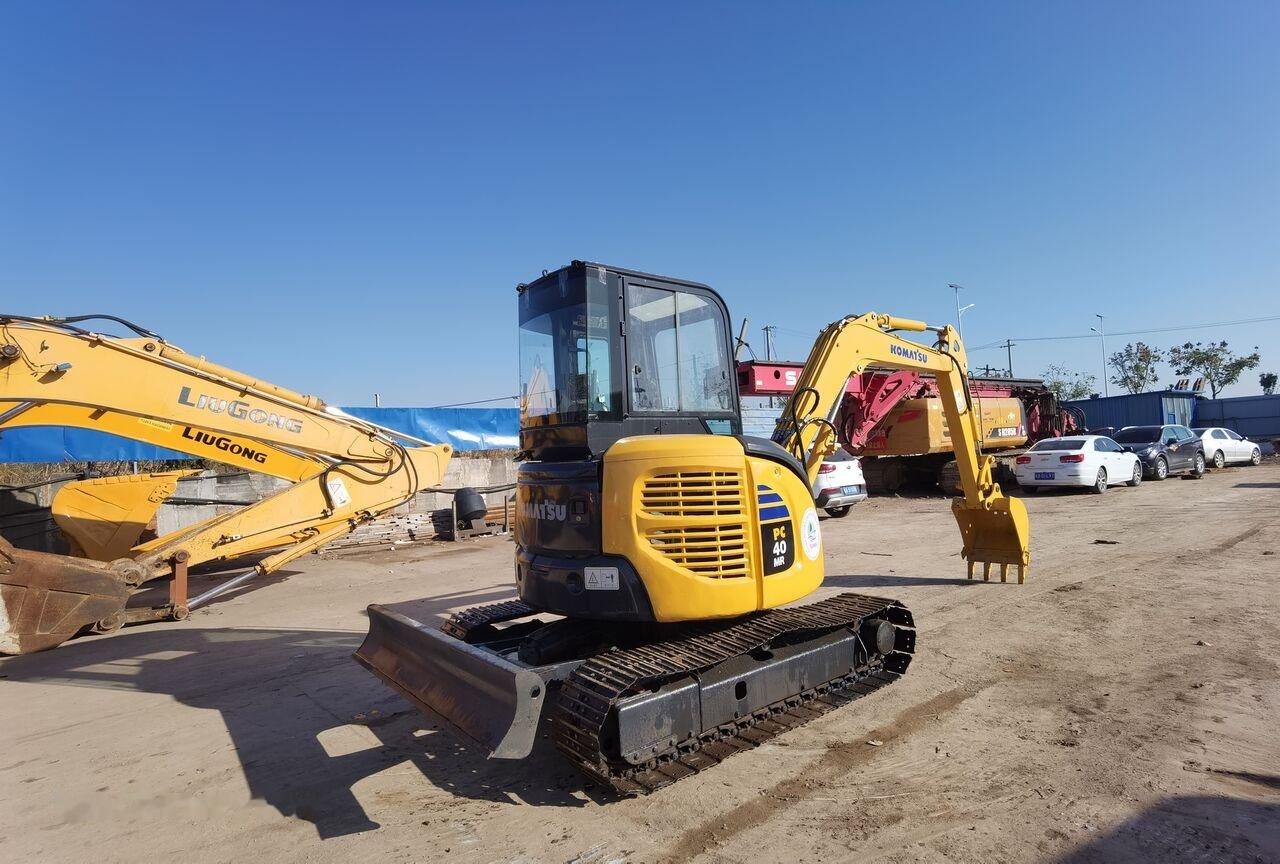 Komatsu PC40 - Mini rýpadlo: obrázok 1 Komatsu PC40 - Mini rýpadlo: obrázok 1