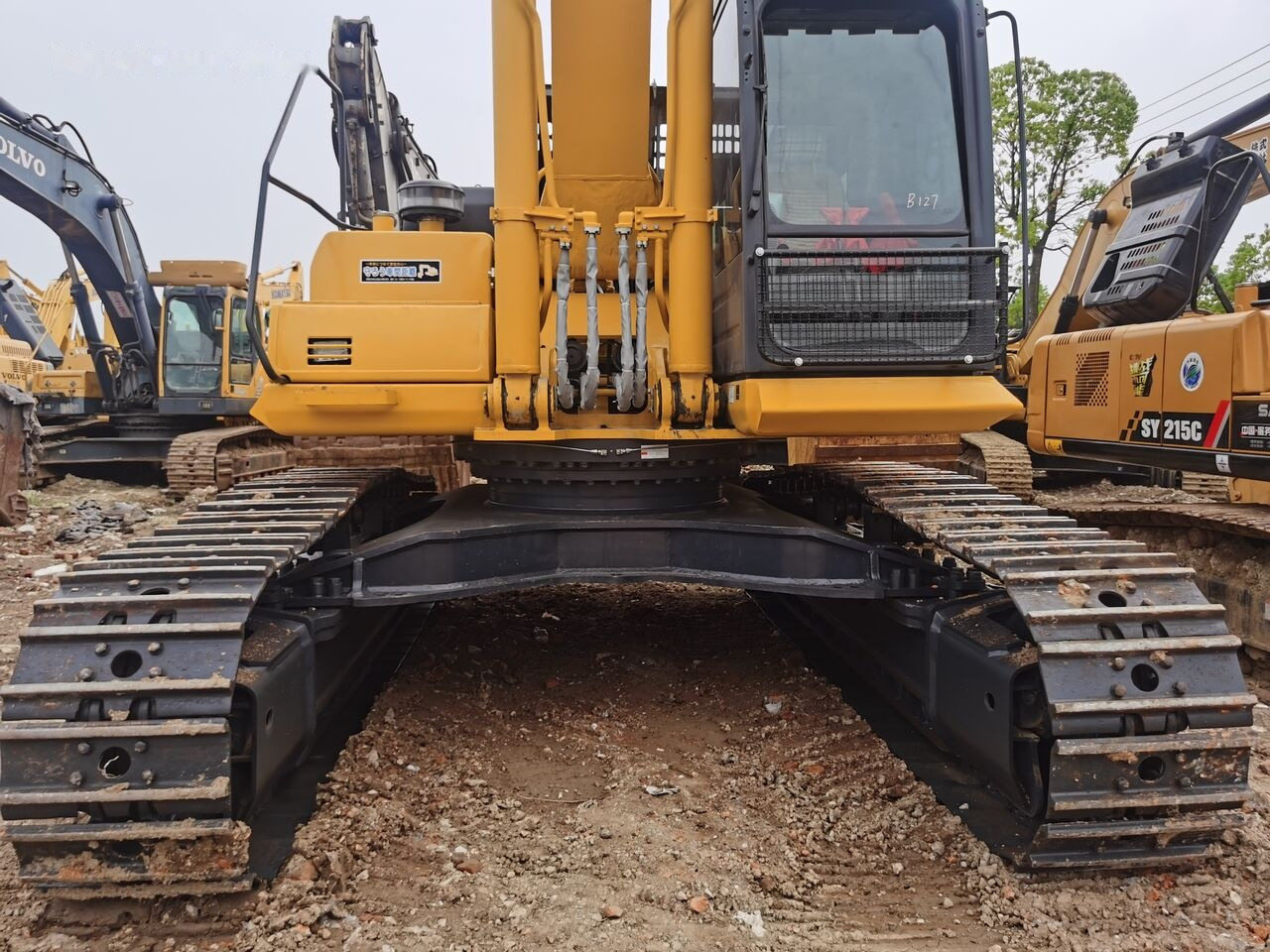 Komatsu PC450-8 - Pásové rýpadlo: obrázok 5 Komatsu PC450-8 - Pásové rýpadlo: obrázok 5