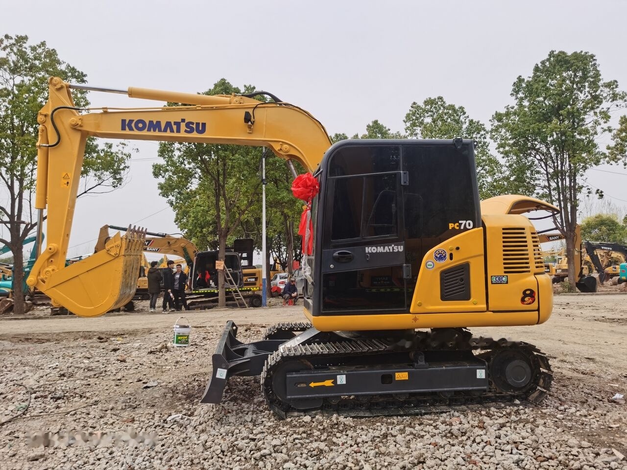 Komatsu PC70-8 - Pásové rýpadlo: obrázok 4 Komatsu PC70-8 - Pásové rýpadlo: obrázok 4