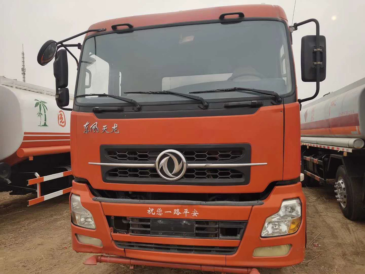 DONGFENG TIANLONG - Komunálne/ Špeciálne stroje: obrázok 3 DONGFENG TIANLONG - Komunálne/ Špeciálne stroje: obrázok 3