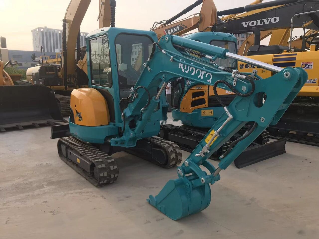 Kubota U25 - Mini rýpadlo: obrázok 4 Kubota U25 - Mini rýpadlo: obrázok 4