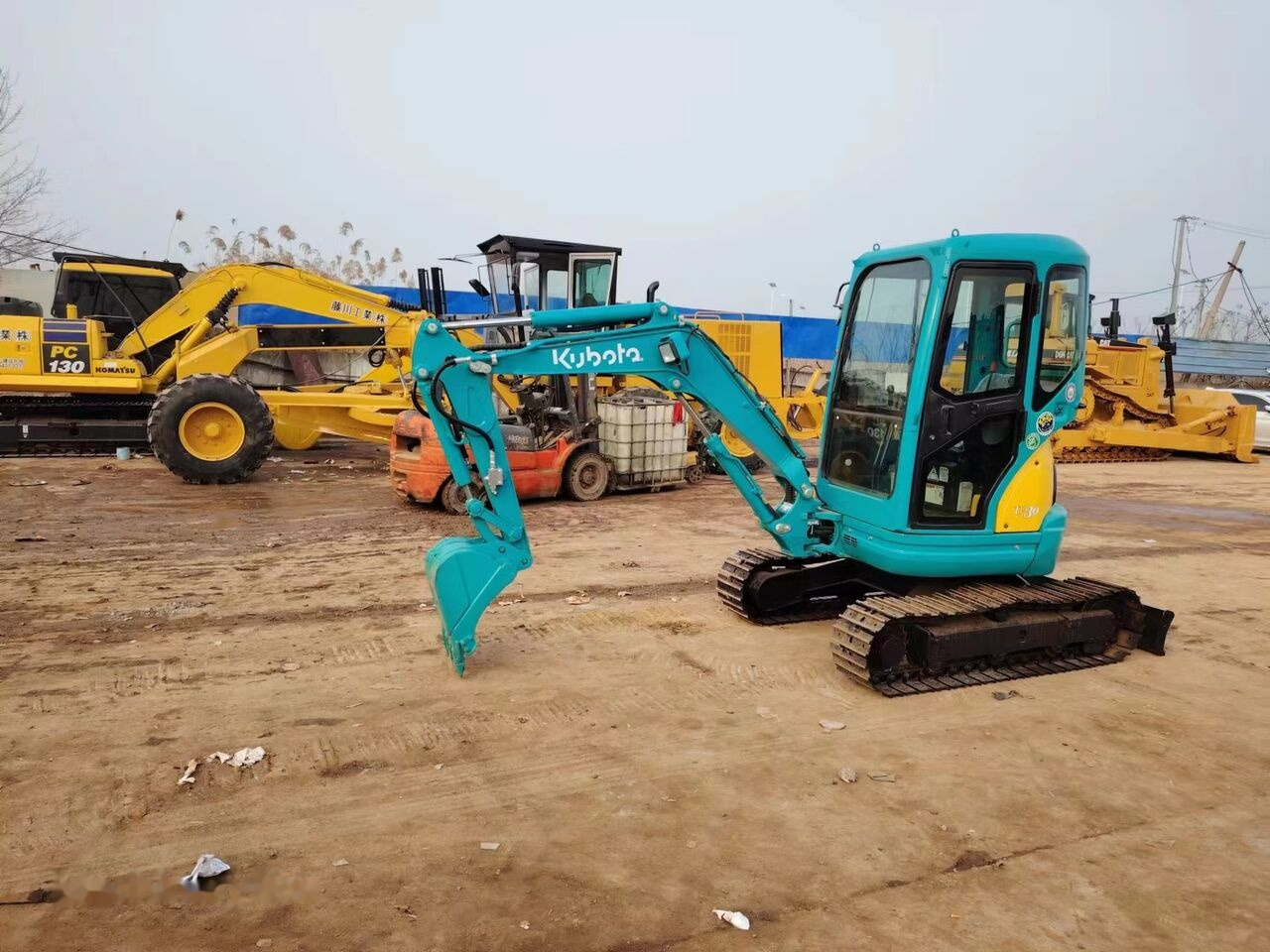 Kubota U30 - Mini rýpadlo: obrázok 2 Kubota U30 - Mini rýpadlo: obrázok 2