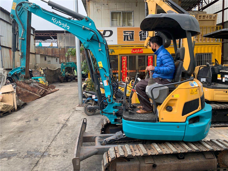 Kubota U35-5 - Mini rýpadlo: obrázok 2 Kubota U35-5 - Mini rýpadlo: obrázok 2