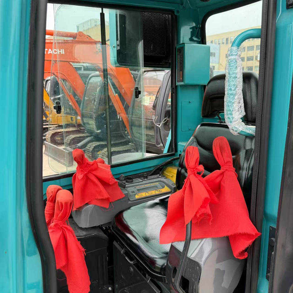 Kubota U35 - Mini rýpadlo: obrázok 5 Kubota U35 - Mini rýpadlo: obrázok 5