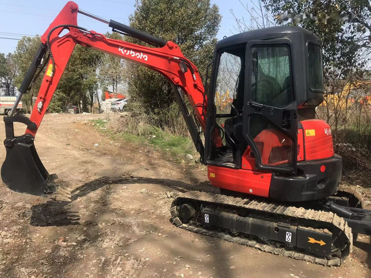 Kubota U35 - Mini rýpadlo: obrázok 5 Kubota U35 - Mini rýpadlo: obrázok 5