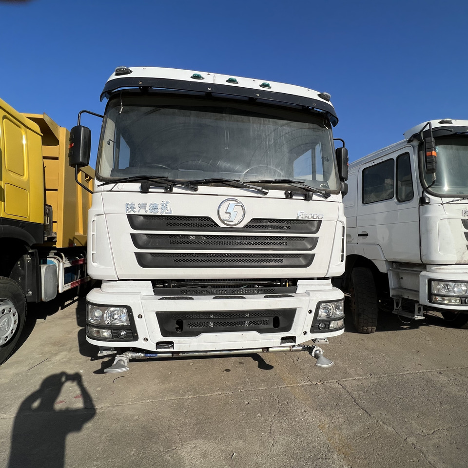SHACMAN F3000 Water Truck - Nákladné auto: obrázok 1 SHACMAN F3000 Water Truck - Nákladné auto: obrázok 1