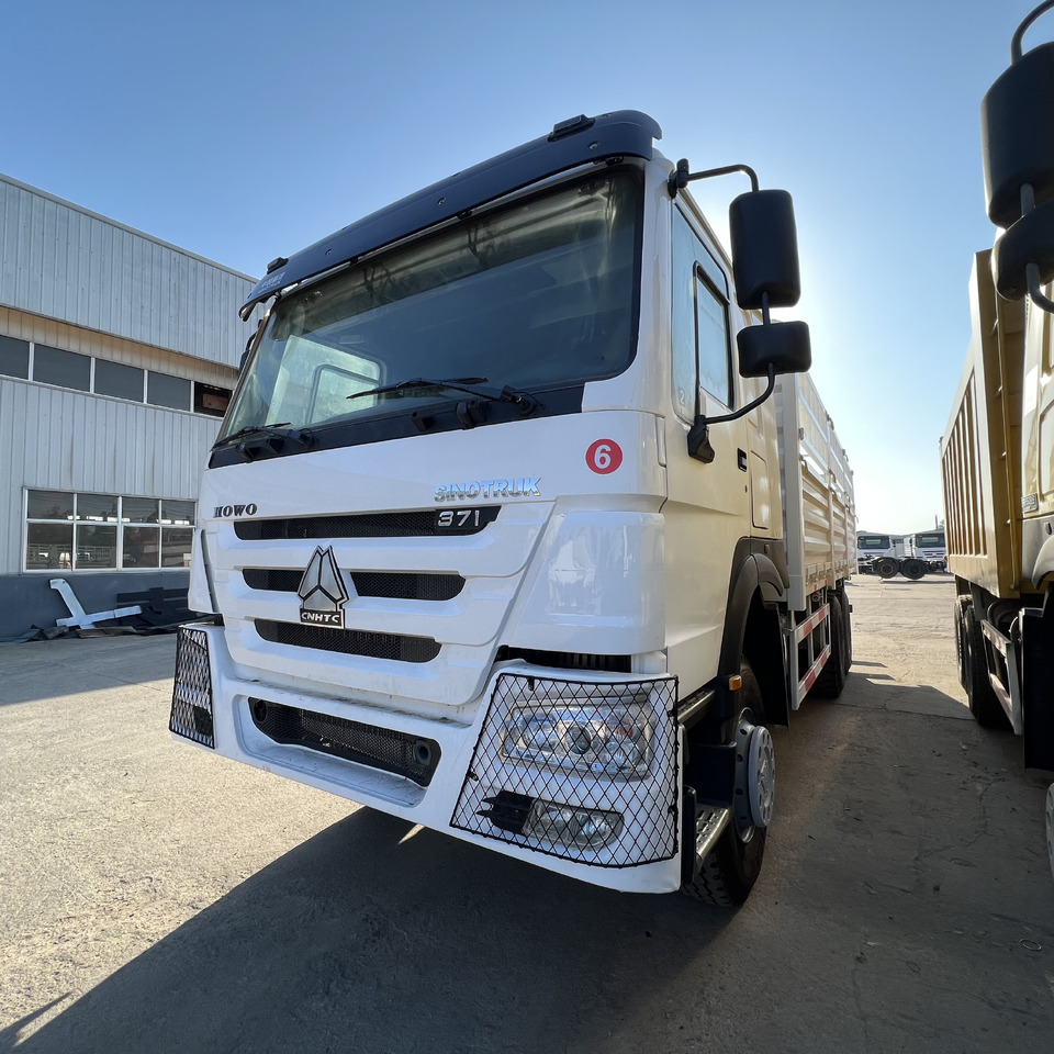 SINOTRUK HOWO - Nákladné auto: obrázok 4 SINOTRUK HOWO - Nákladné auto: obrázok 4