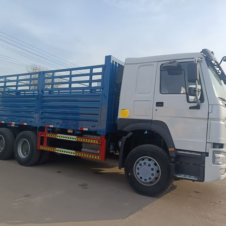 SINOTRUK HOWO - Nákladné auto: obrázok 4 SINOTRUK HOWO - Nákladné auto: obrázok 4