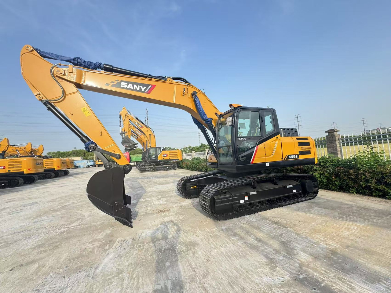 SANY SY215H - Pásové rýpadlo: obrázok 4 SANY SY215H - Pásové rýpadlo: obrázok 4