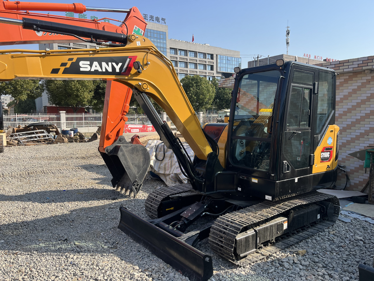 SANY SY60C - Mini rýpadlo: obrázok 2 SANY SY60C - Mini rýpadlo: obrázok 2