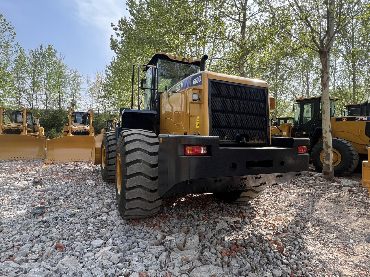 SEM SEM660D - Kolesový nakladač: obrázok 3 SEM SEM660D - Kolesový nakladač: obrázok 3