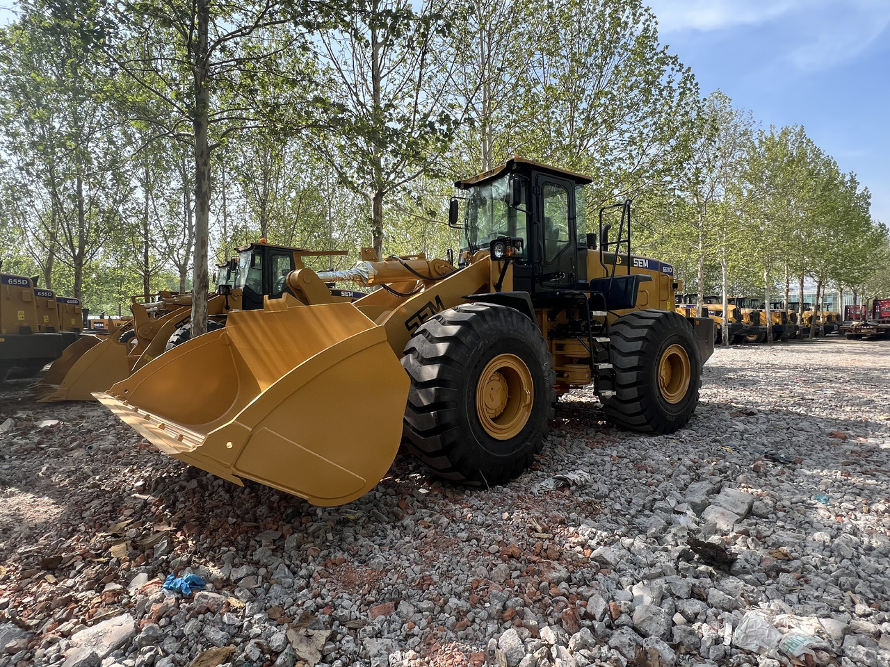 SEM SEM660D - Kolesový nakladač: obrázok 5 SEM SEM660D - Kolesový nakladač: obrázok 5