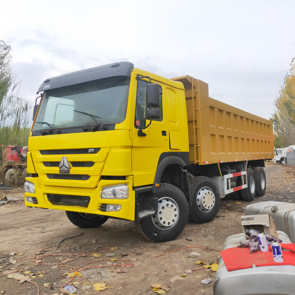 SINOTRUK HOWO - Sklápač: obrázok 3 SINOTRUK HOWO - Sklápač: obrázok 3