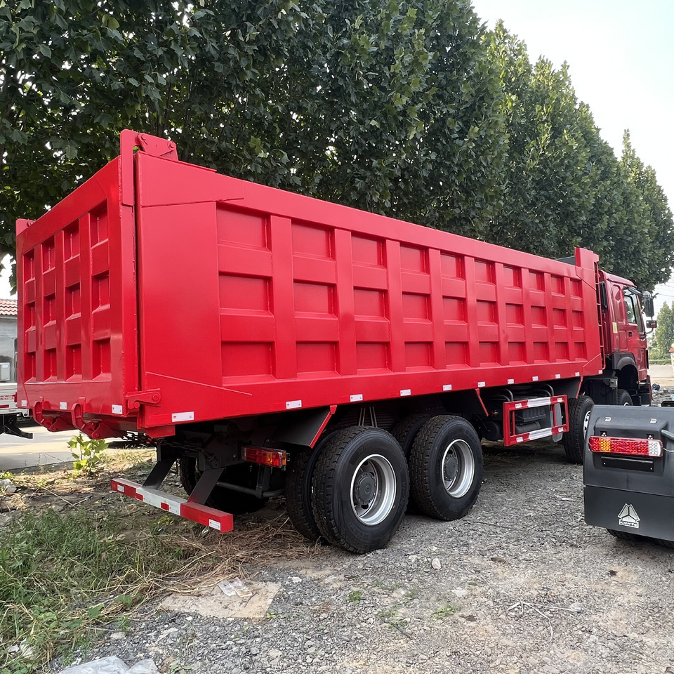 SINOTRUK HOWO - Sklápač: obrázok 4 SINOTRUK HOWO - Sklápač: obrázok 4