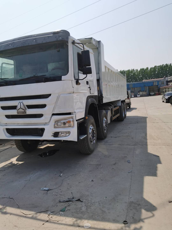 SINOTRUK HOWO - Sklápač: obrázok 2 SINOTRUK HOWO - Sklápač: obrázok 2