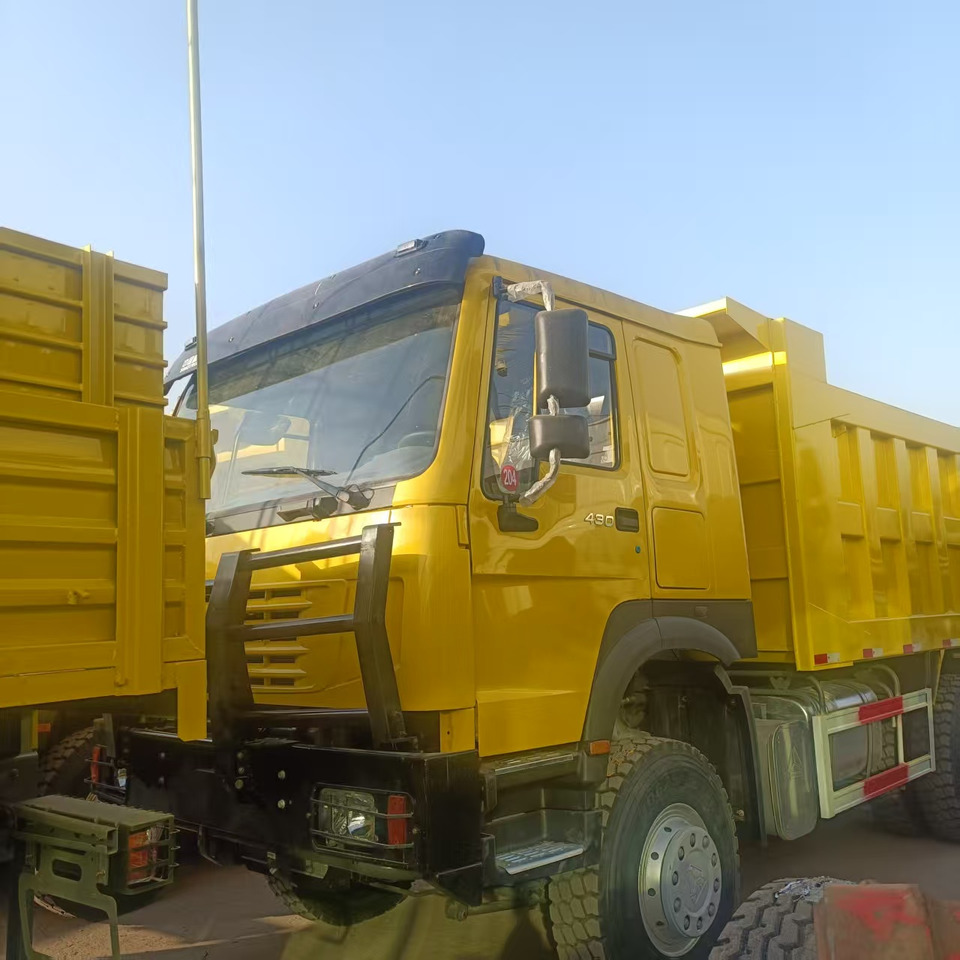 SINOTRUK HOWO - Sklápač: obrázok 3 SINOTRUK HOWO - Sklápač: obrázok 3
