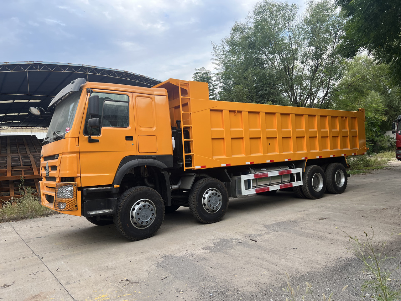 SINOTRUK Howo - Sklápač: obrázok 3 SINOTRUK Howo - Sklápač: obrázok 3