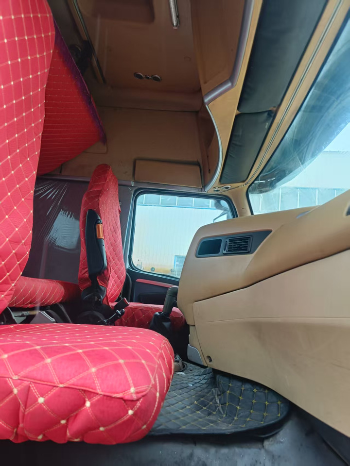 Ťahač SINOTRUK HOWO A7: obrázok 6