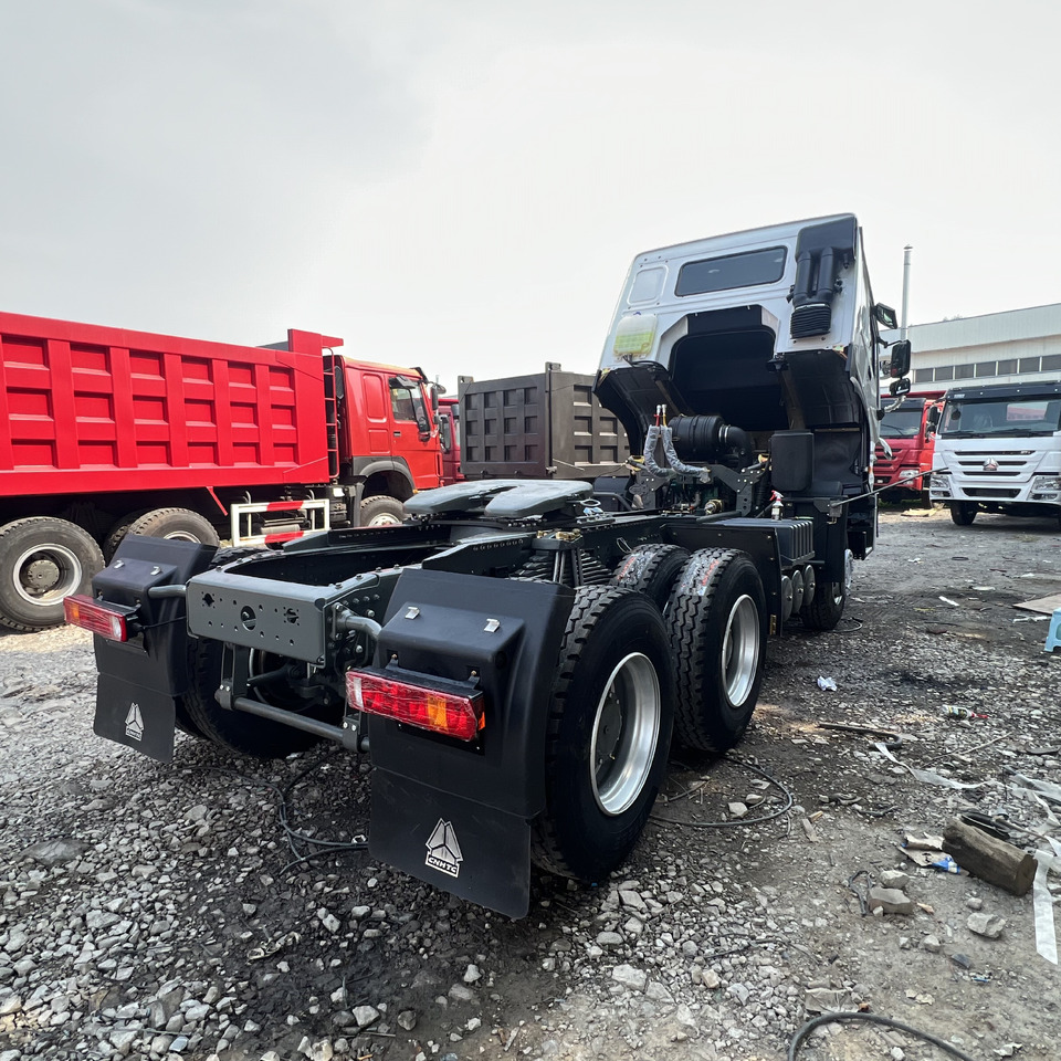 SINOTRUK HOWO tralier head - Ťahač: obrázok 5 SINOTRUK HOWO tralier head - Ťahač: obrázok 5