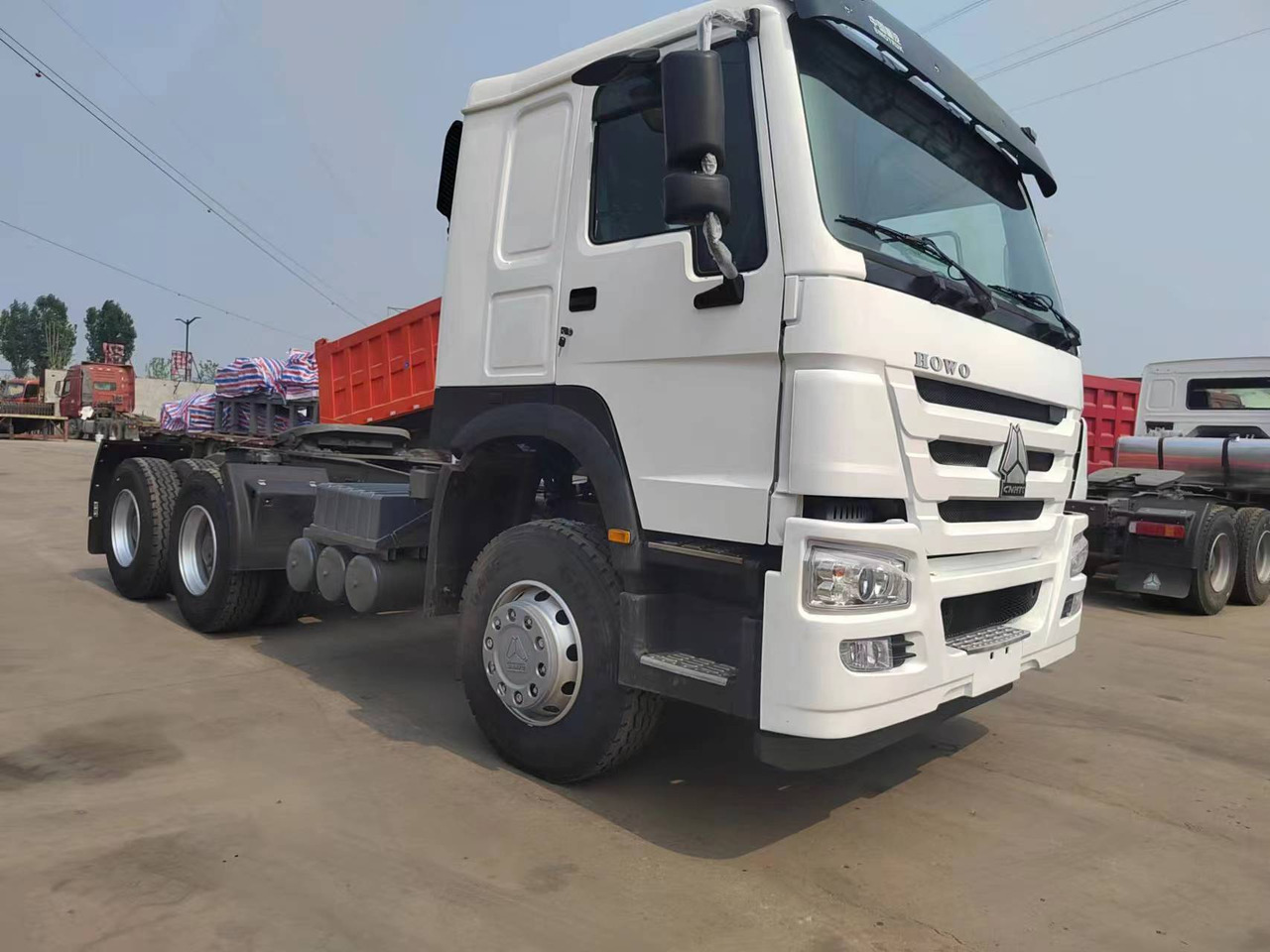 SINOTRUK Howo trailer head - Ťahač: obrázok 2 SINOTRUK Howo trailer head - Ťahač: obrázok 2
