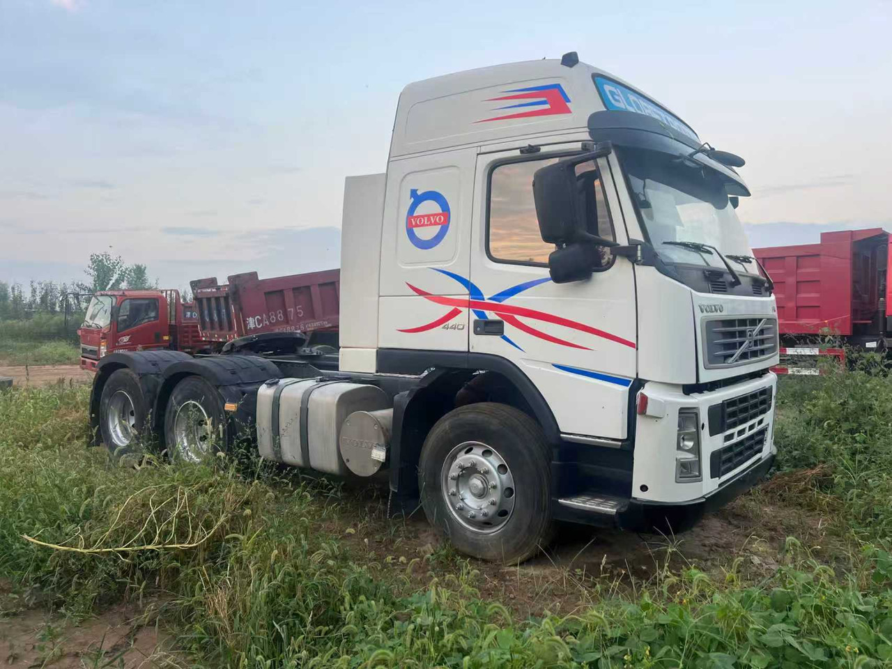 VOLVO FM440 - Ťahač: obrázok 2 VOLVO FM440 - Ťahač: obrázok 2