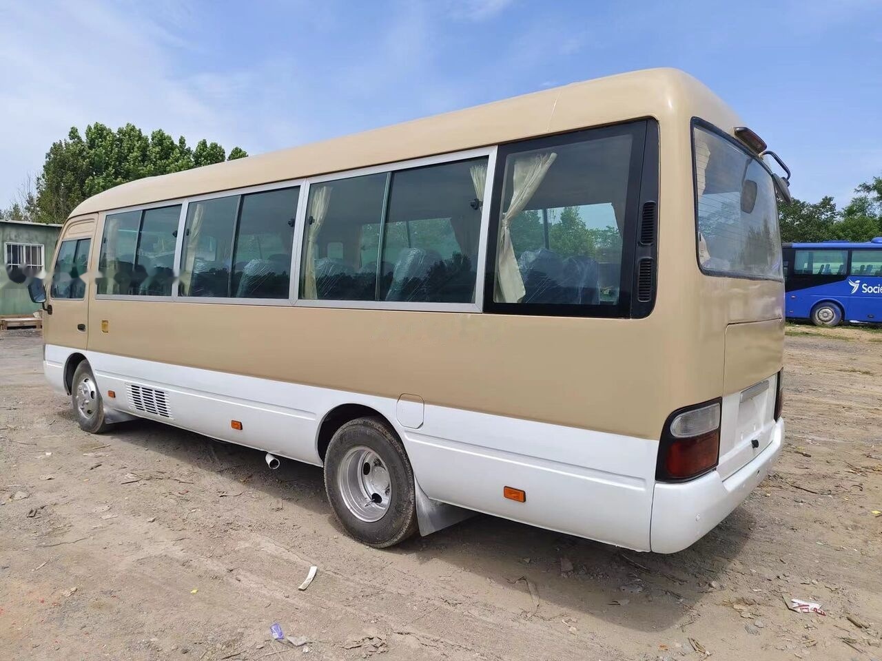 Toyota Coaster - Mestský autobus: obrázok 1 Toyota Coaster - Mestský autobus: obrázok 1