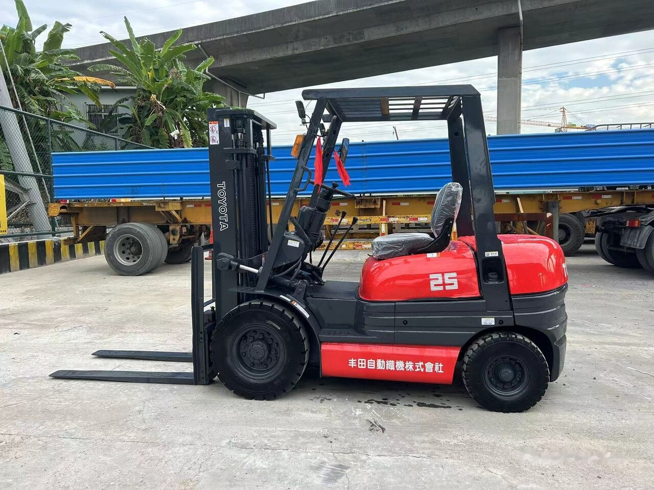 Toyota FD25 - Dieselový vysokozdvižný vozík: obrázok 4 Toyota FD25 - Dieselový vysokozdvižný vozík: obrázok 4