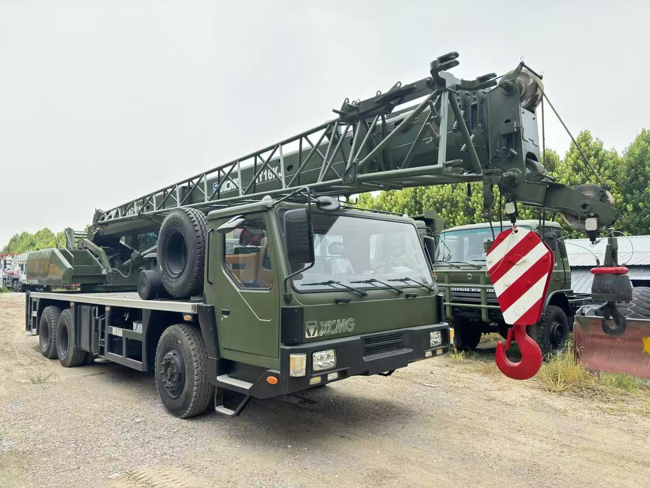 XCMG QY16KJ - Auto s hydraulickou rukou: obrázok 5 XCMG QY16KJ - Auto s hydraulickou rukou: obrázok 5