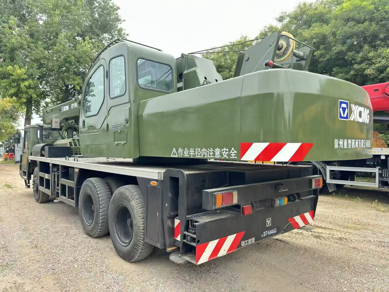 XCMG QY16KJ - Auto s hydraulickou rukou: obrázok 2 XCMG QY16KJ - Auto s hydraulickou rukou: obrázok 2