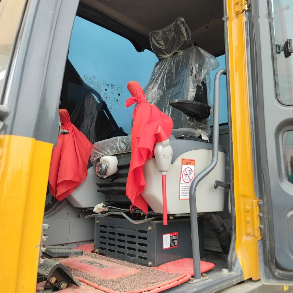 XCMG XE370DA - Pásové rýpadlo: obrázok 5 XCMG XE370DA - Pásové rýpadlo: obrázok 5