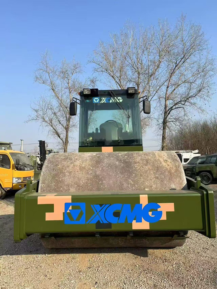 XCMG XS202J - Cestný valec: obrázok 5 XCMG XS202J - Cestný valec: obrázok 5