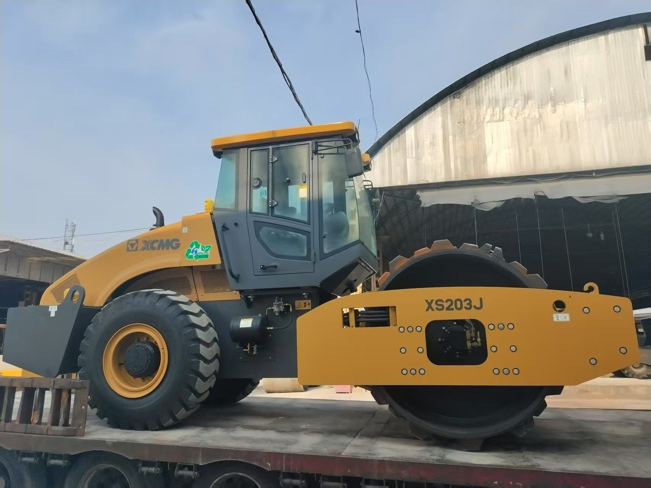 XCMG XS203J - Cestný valec: obrázok 4 XCMG XS203J - Cestný valec: obrázok 4